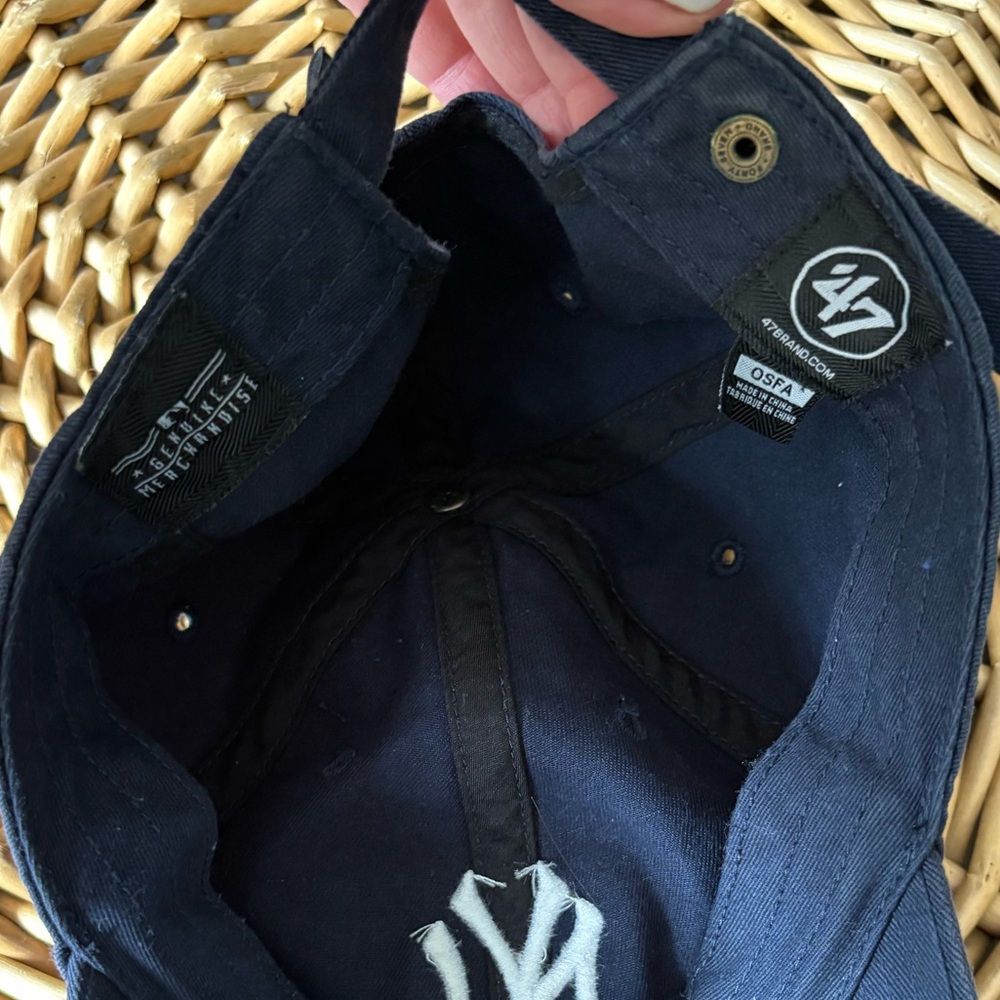 New York Yankees ‘47 Brand MLB Navy White Clean Up Hat - Picture 7 of 7